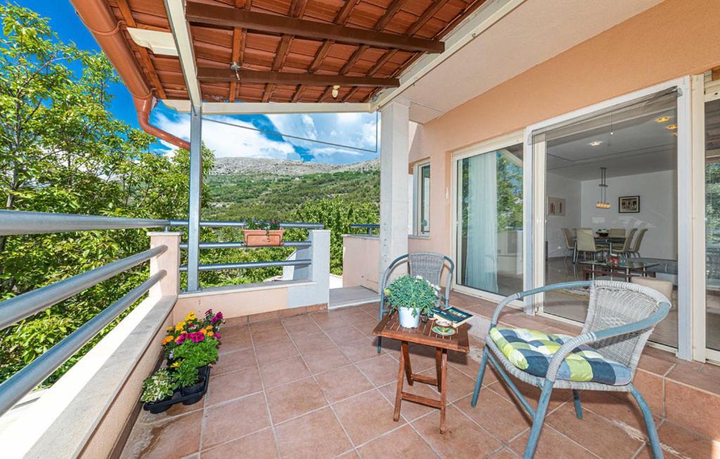 Luksuzna Villa Sa Privatnim Unutarnjim Bazenom Villa Garden Подстрана Екстер'єр фото